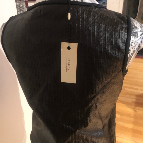Studio M size medium Black vegan leather sleeveless top dress up or down NWT - Picture 4 of 12